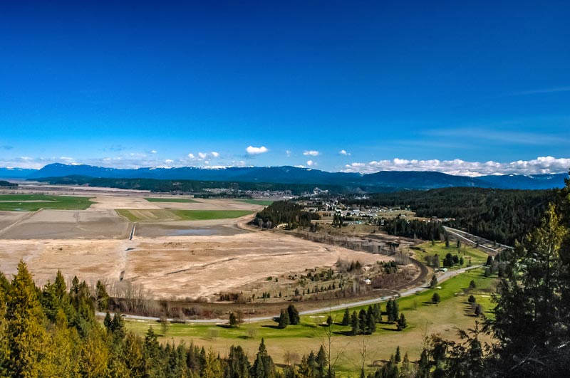 Photo of the Golf Course at the entry of Bonners Ferry